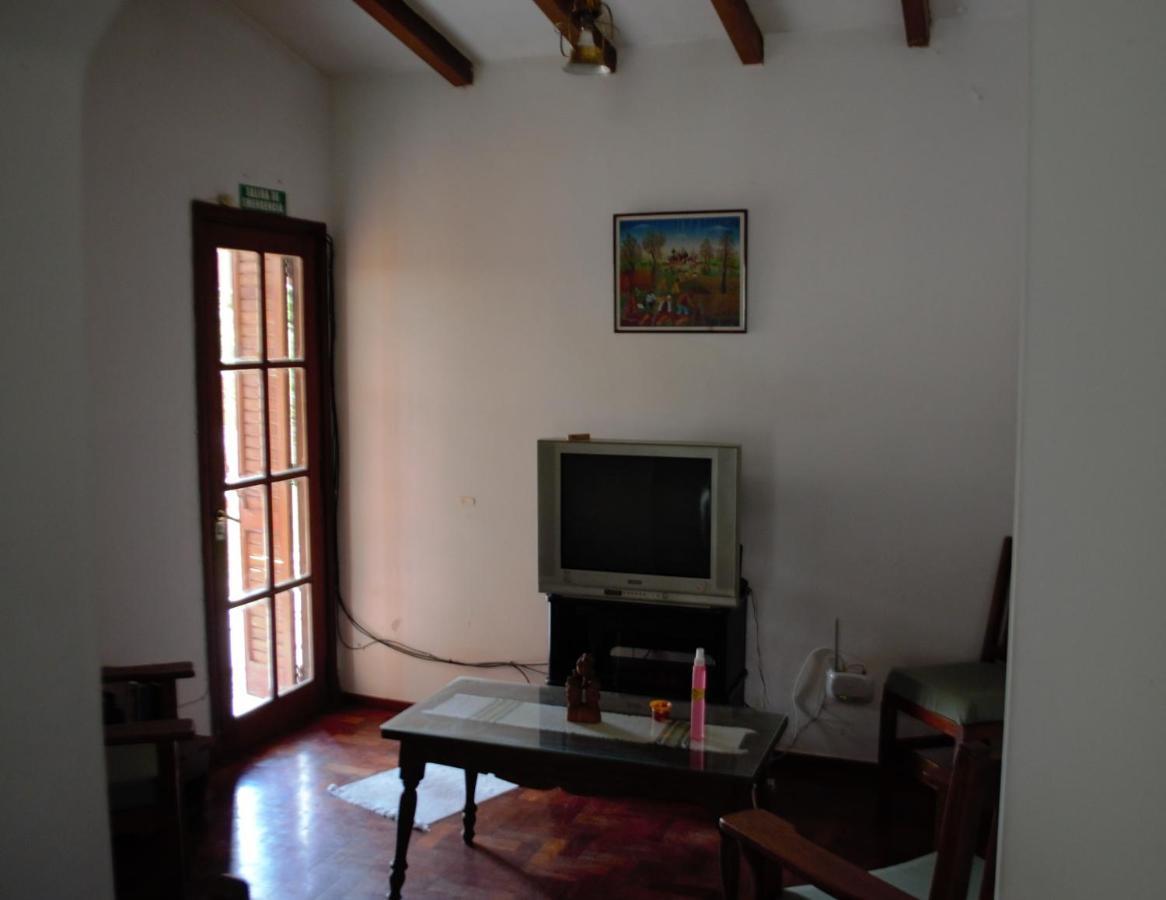Casa De Huespedes - B&B Villa Giardino Bagian luar foto
